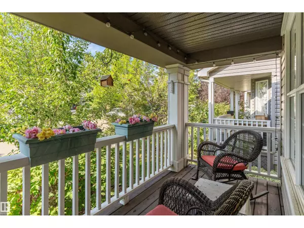 Edmonton, AB T8N1S3,1843 122 ST SW