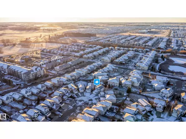 Edmonton, AB T6T1Y2,3504 20 ST NW