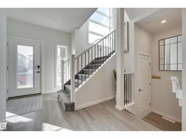 Sherwood Park, AB T8H2Z4,163 CANTER WD