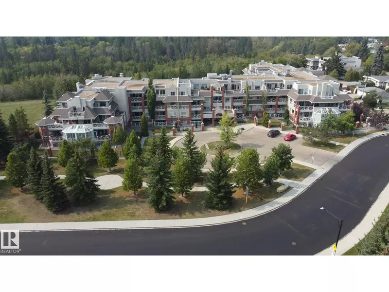 #325 7510 89 ST NW, Edmonton, AB T6C0X5