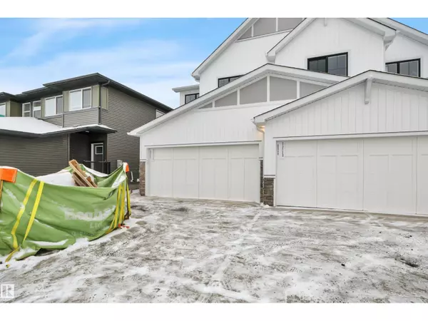 Edmonton, AB T6M3G3,8929 ELVES LO NW