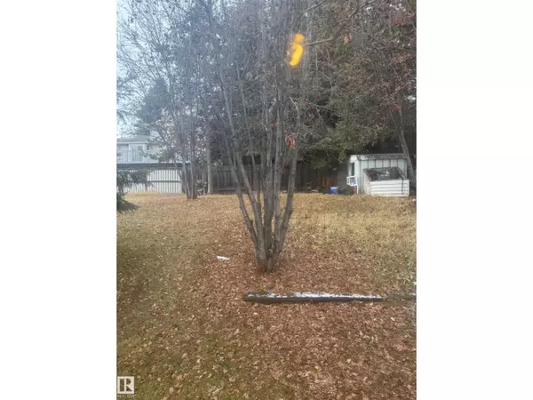 St. Albert, AB T8N4L4,9 LOUISBOURG PL