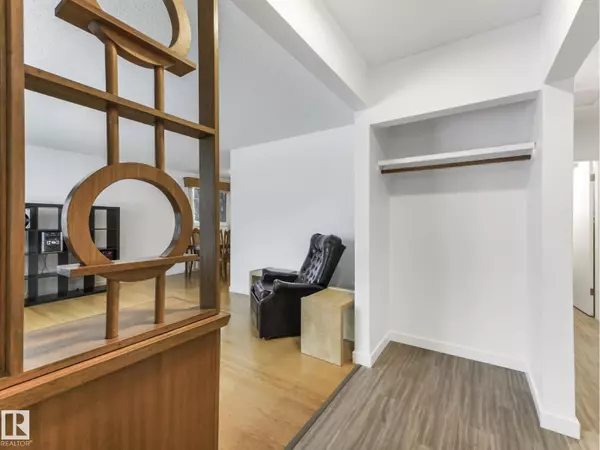 Edmonton, AB T5E1M6,11412 134A AV NW