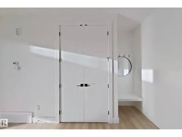 Leduc, AB T9E1K5,144 Edgewater Cir