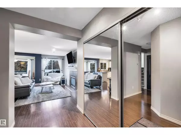 Sherwood Park, AB T8H2W6,139 CHESTERMERE CR