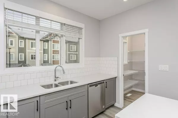 Edmonton, AB T5T7E8,#101 320 SECORD BV NW