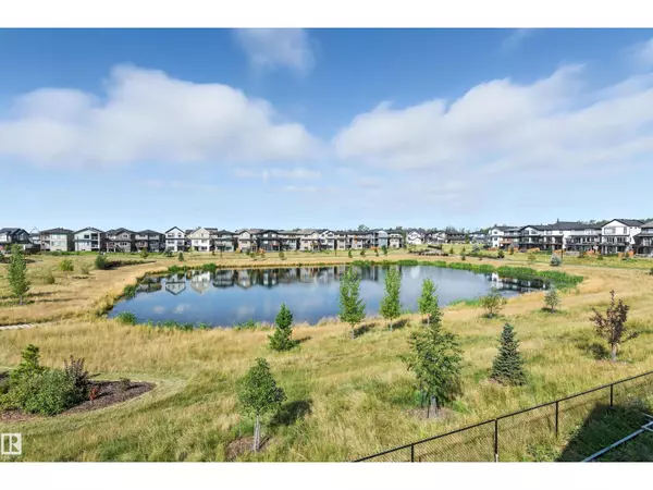 Edmonton, AB T6M1P1,2520 206 St NW