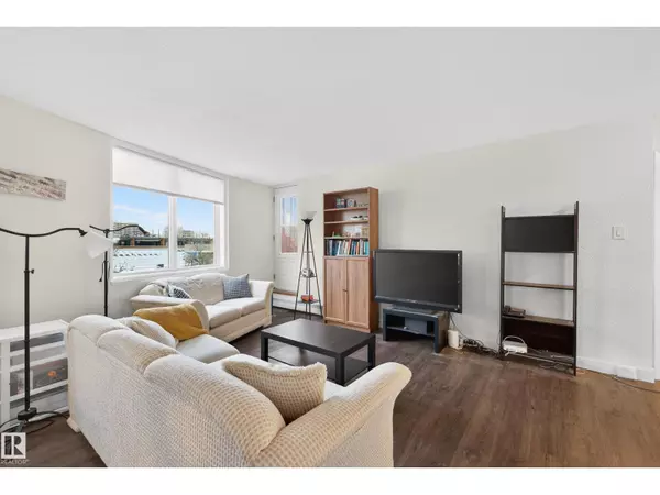 Edmonton, AB T5K2N5,#602 9916 113 ST NW