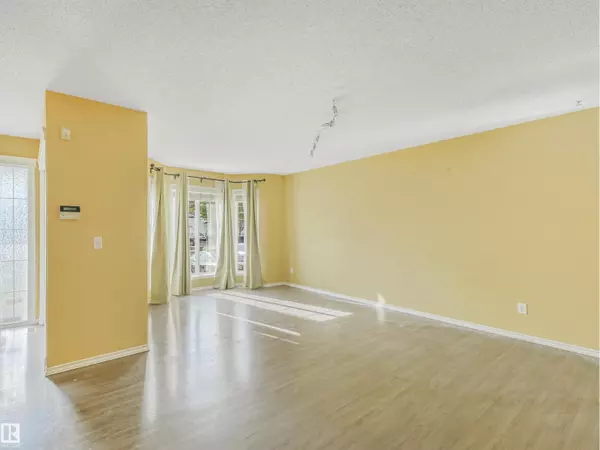 Edmonton, AB T6T1V4,#57 3380 28A AV NW