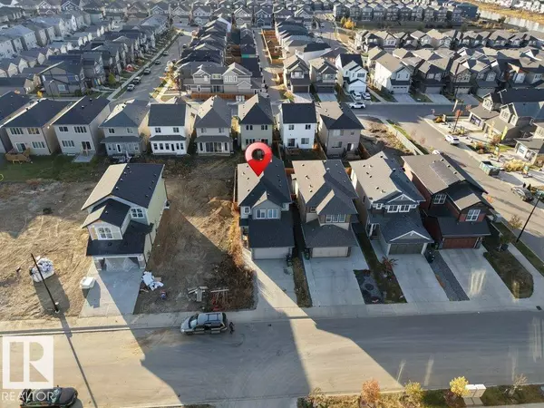 Edmonton, AB T6W4K1,4610 KINSELLA LANDING SW