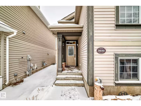 Edmonton, AB T6R3M8,3030 TRELLE CR NW