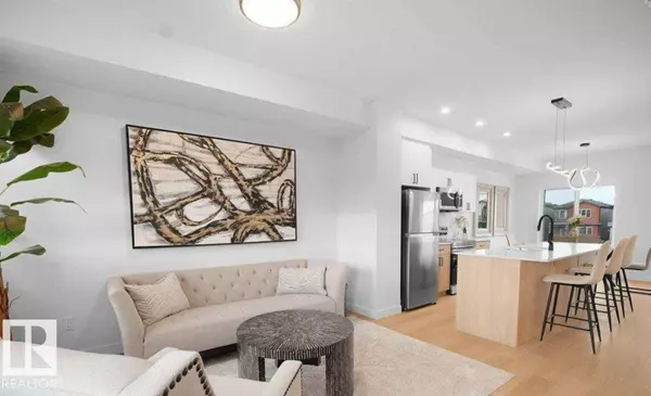 #49 18120 28 AV SW, Edmonton, AB T6W4V2