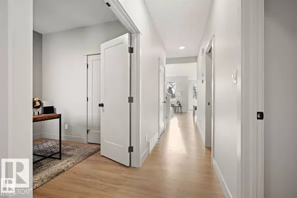 Stony Plain, AB T7Z0A0,24 Grayson GR