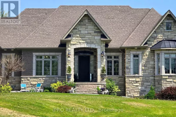 Whitby, ON L1P2B8,705 LAKE RIDGE ROAD S