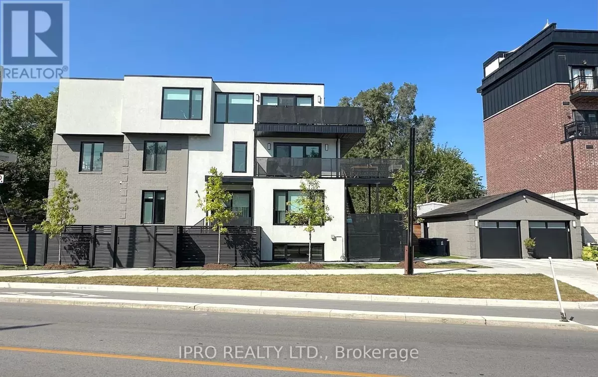 Toronto (greenwood-coxwell), ON M4L3A2,109 Rhodes AVE #3