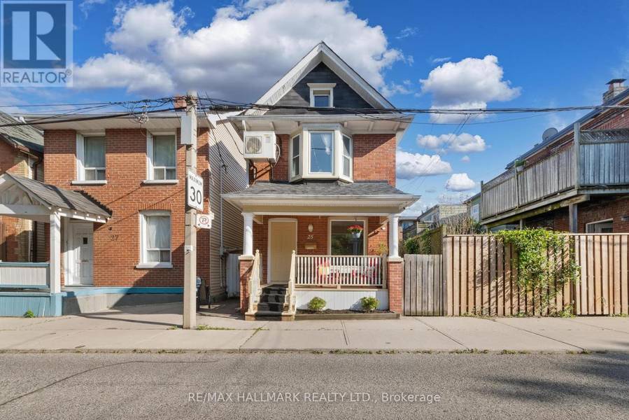 25 NORWOOD TERRACE, Toronto (east End-danforth), ON M4E2H2