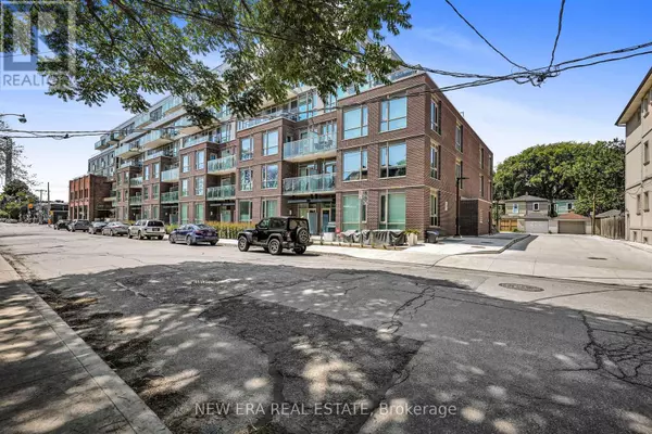 Toronto (south Riverdale), ON M4M0E4,150 Logan AVE #301