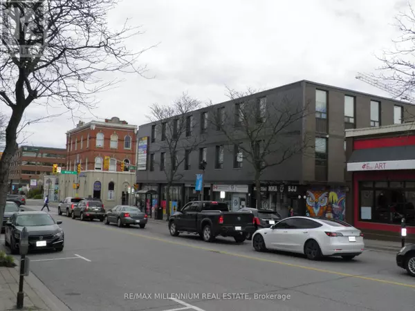 101 Dundas ST West #304, Whitby (downtown Whitby), ON L1N2M2