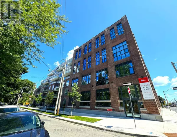 Toronto (south Riverdale), ON M4M0E4,150 Logan AVE #434