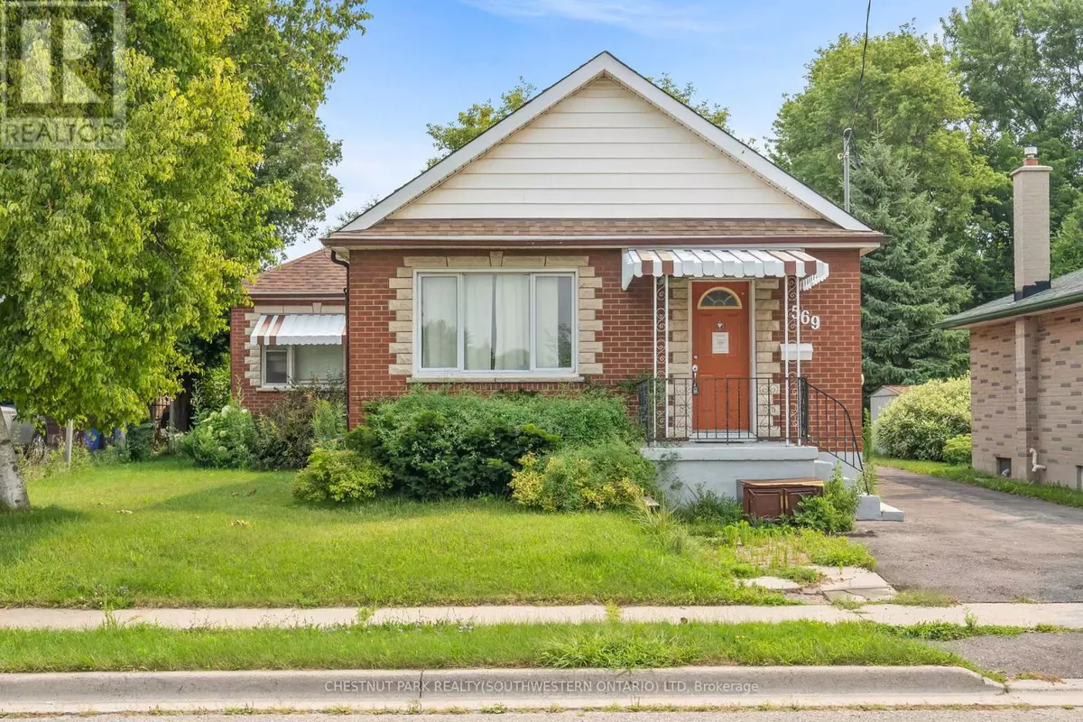 Oshawa, ON L1H4Y9,569 HOWARD STREET