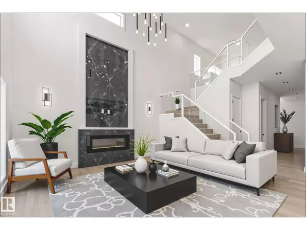 Edmonton, AB T6W5R2,7043 Kiviaq CR SW