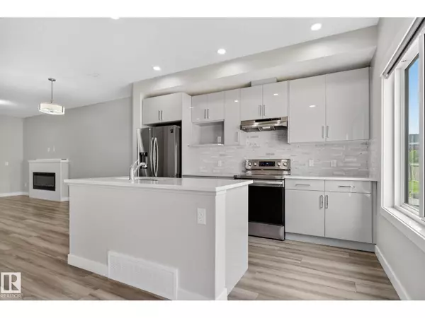 Edmonton, AB T6W4N1,4877/79/81/83 ALWOOD PT SW