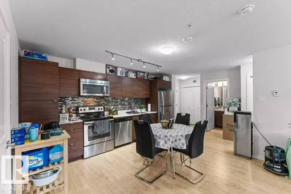 Edmonton, AB T5Z0N1,#212 9517 160 AV NW