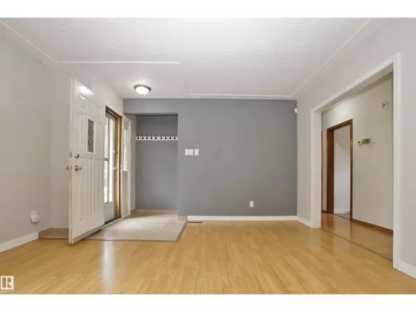 Edmonton, AB T5B2P8,12415 80 ST NW