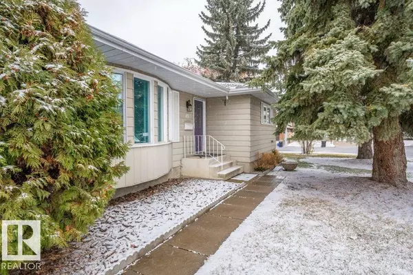 45 WOODSTOCK DR, Sherwood Park, AB T8A4C4