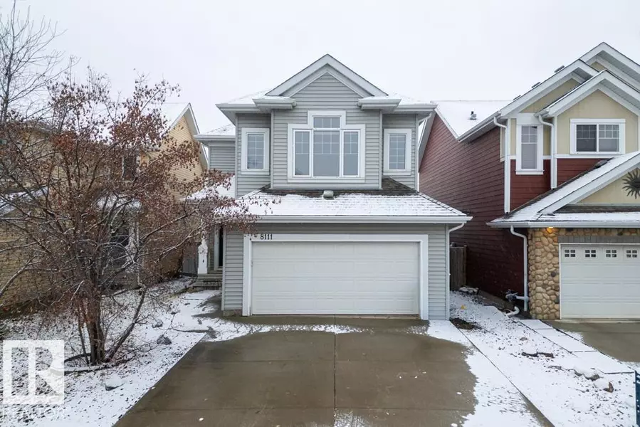 8111 16A AV SW, Edmonton, AB T6X0H8