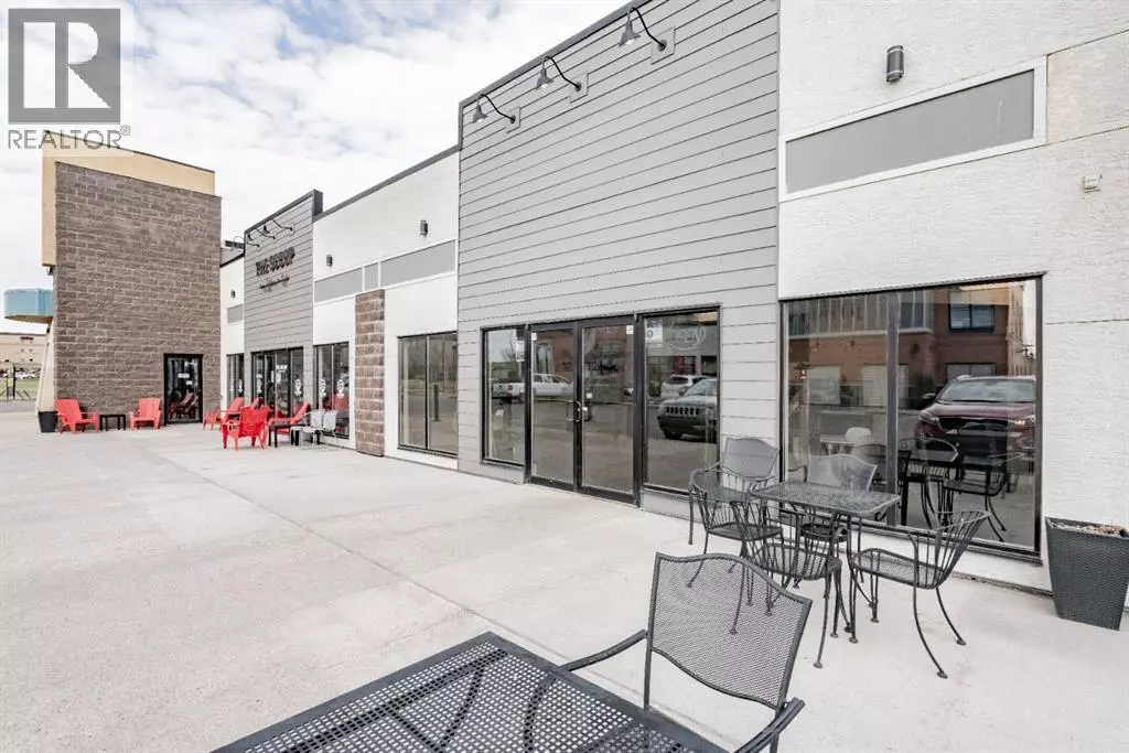 Grande Prairie, AB T8V8J4,103, 10635 West Side Drive