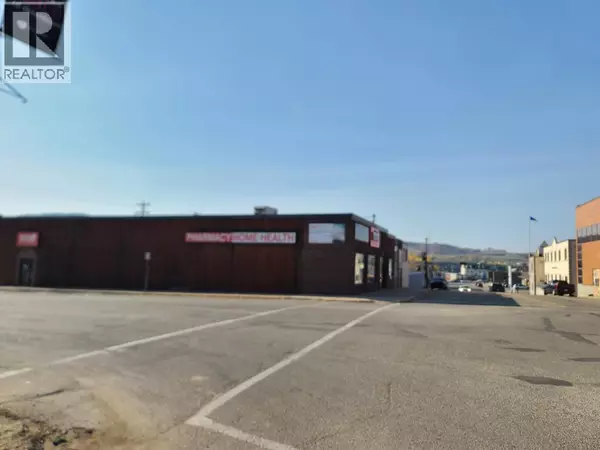 Peace River, AB T8S2A5,10013 100 Avenue