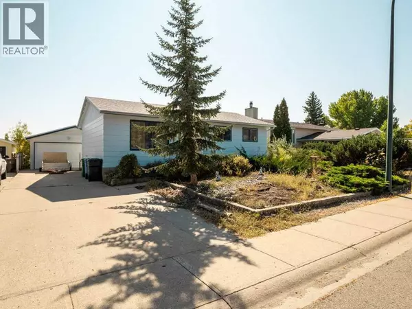 Lethbridge, AB T1K4N7,43 Ryerson Road W