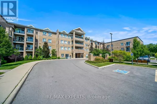 Whitchurch-stouffville (stouffville), ON L4A1Y7,481 Rupert AVE #2117