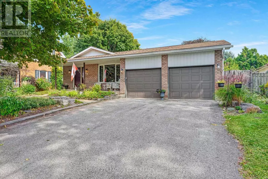 9 KING STREET, East Gwillimbury (mt Albert), ON L0G1M0