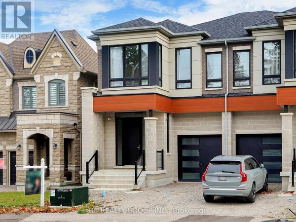 Richmond Hill (oak Ridges), ON L4E3L1,119A BOND CRESCENT