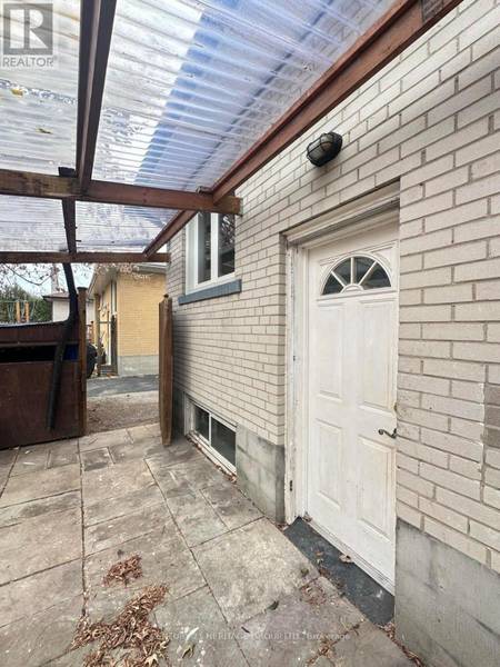 427 Crosby AVE #Bsmt, Richmond Hill (crosby), ON L4C2R9