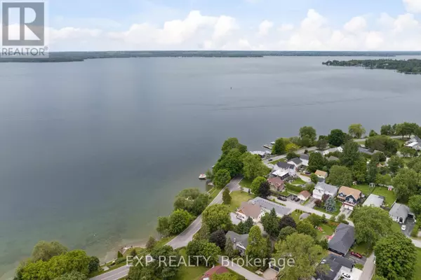 Georgina (historic Lakeshore Communities), ON L4P3C8,183 LAKE DRIVE N