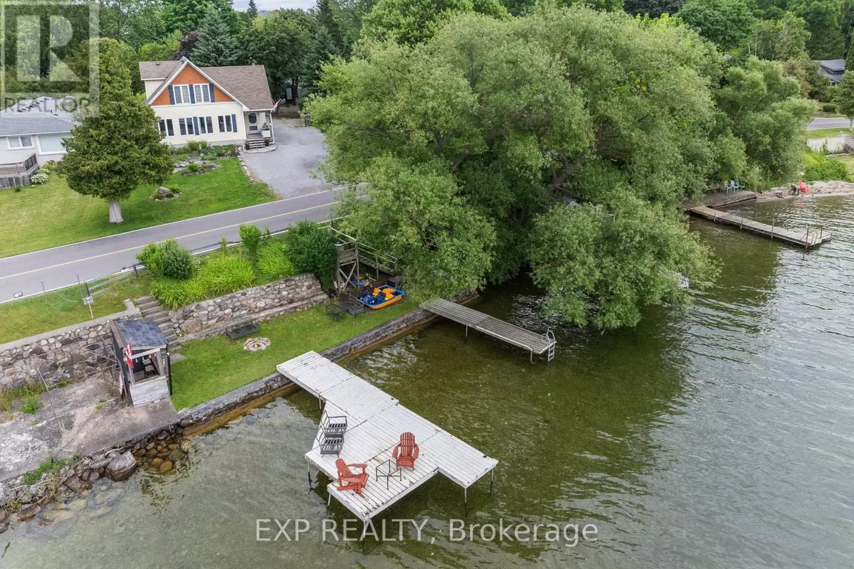 Georgina (historic Lakeshore Communities), ON L4P3C8,183 LAKE DRIVE N