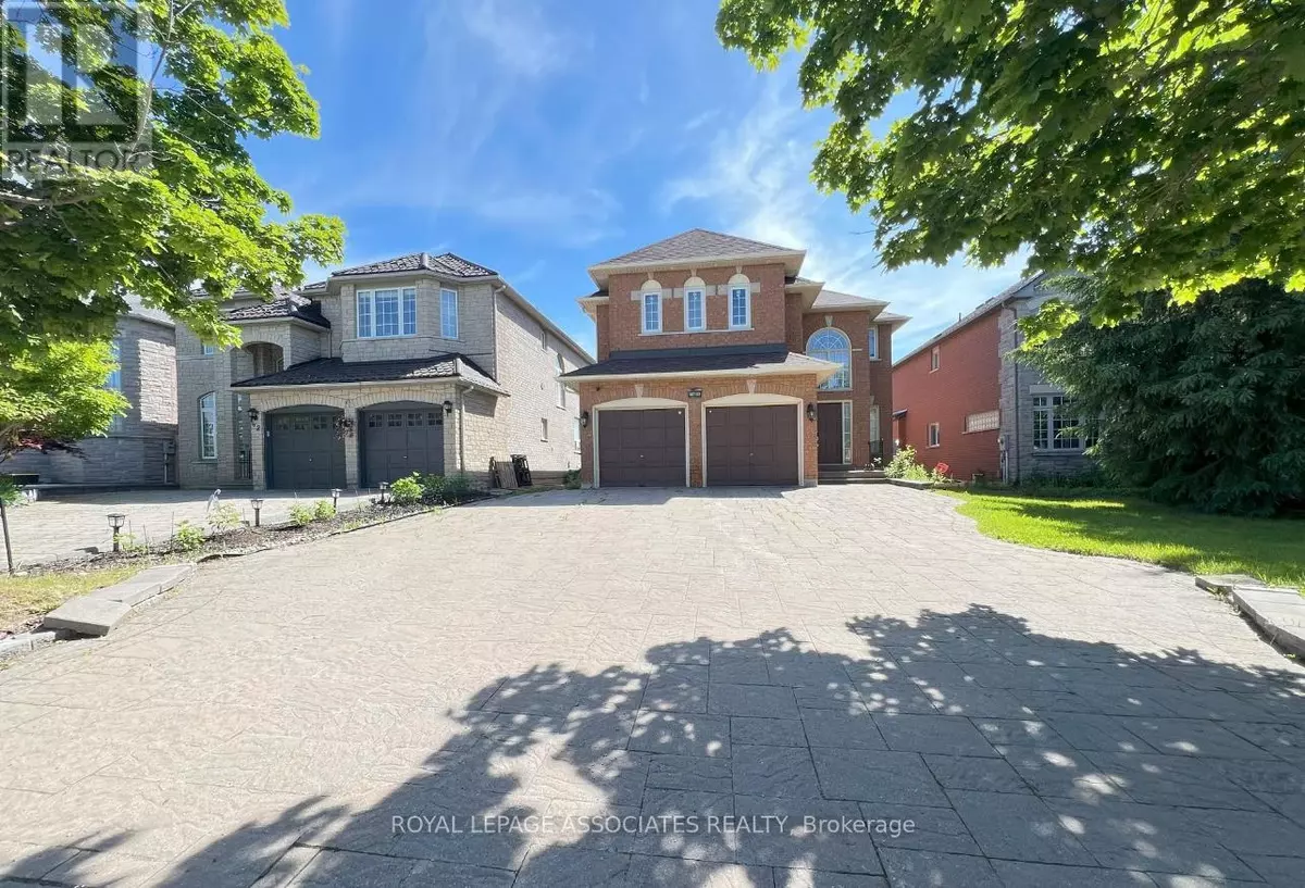 Richmond Hill (rouge Woods), ON L4S1W4,44 Alpine CRES ##Upper