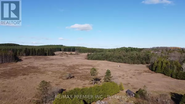 Adjala-tosorontio, ON L7E0G3,9792 HIGHWAY 9