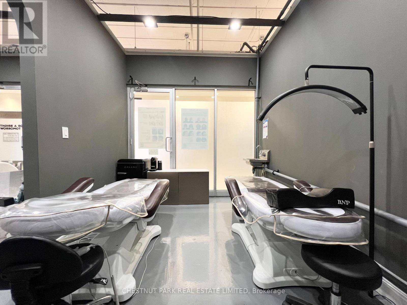 Markham (thornhill), ON L3T0C7,7181 Yonge ST #207