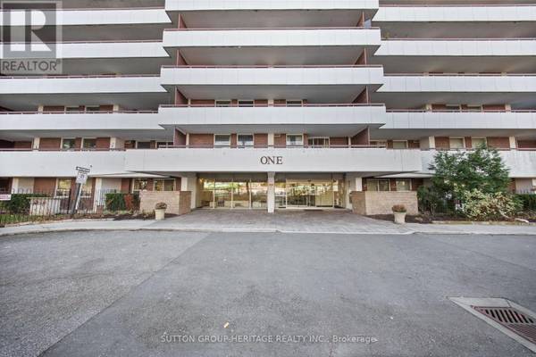 1 Royal Orchard BLVD #706, Markham (royal Orchard), ON L3T3C2