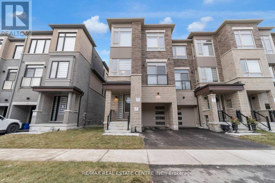 211 TENNANT CIRCLE, Vaughan (vellore Village), ON L4H5L4