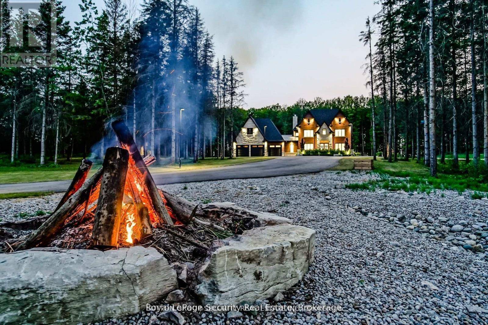 New Tecumseth, ON L0G1W0,2464 15TH SIDE ROAD