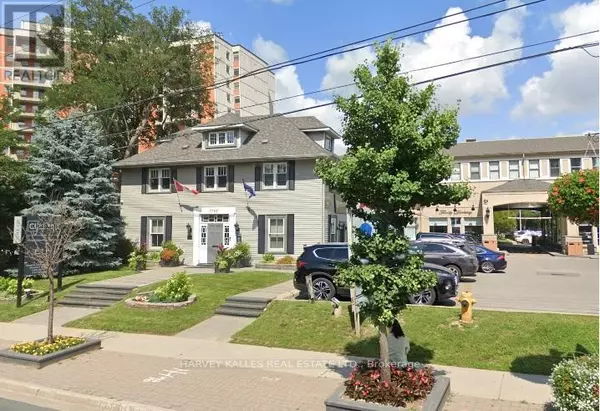 Markham (thornhill), ON L3T7L2,7787 Yonge ST #3