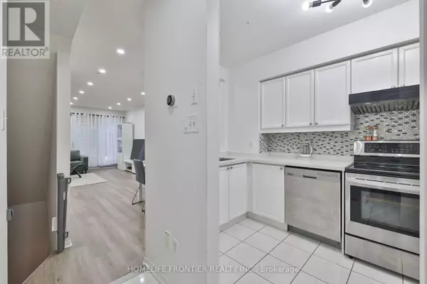 Vaughan (brownridge), ON L4J7Y9,735 New Westminster DR #93