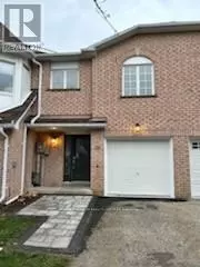 East Gwillimbury (holland Landing), ON L9N1R7,28 ROYAL CEDAR COURT