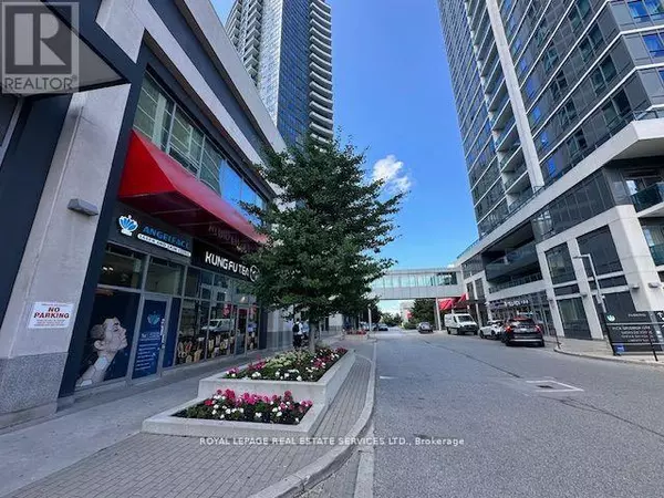 Markham (thornhill), ON L3T0C6,7163 Yonge ST #102