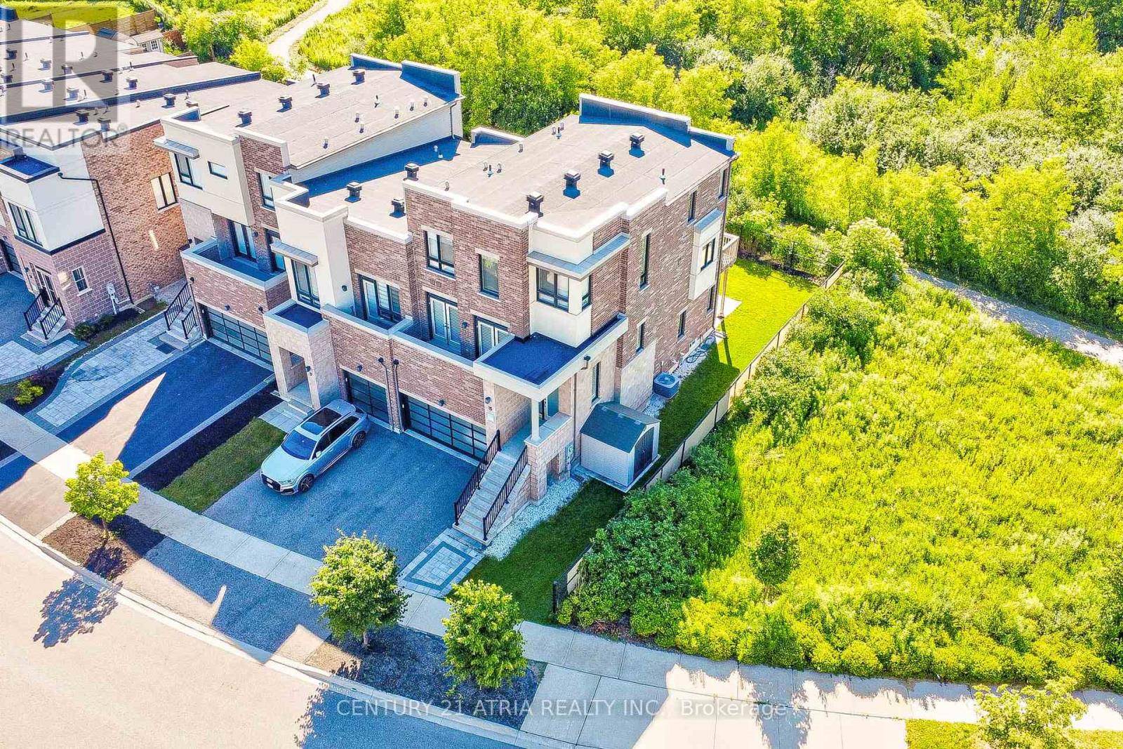 15 ANCHUSA DRIVE, Richmond Hill, ON L4E5B6